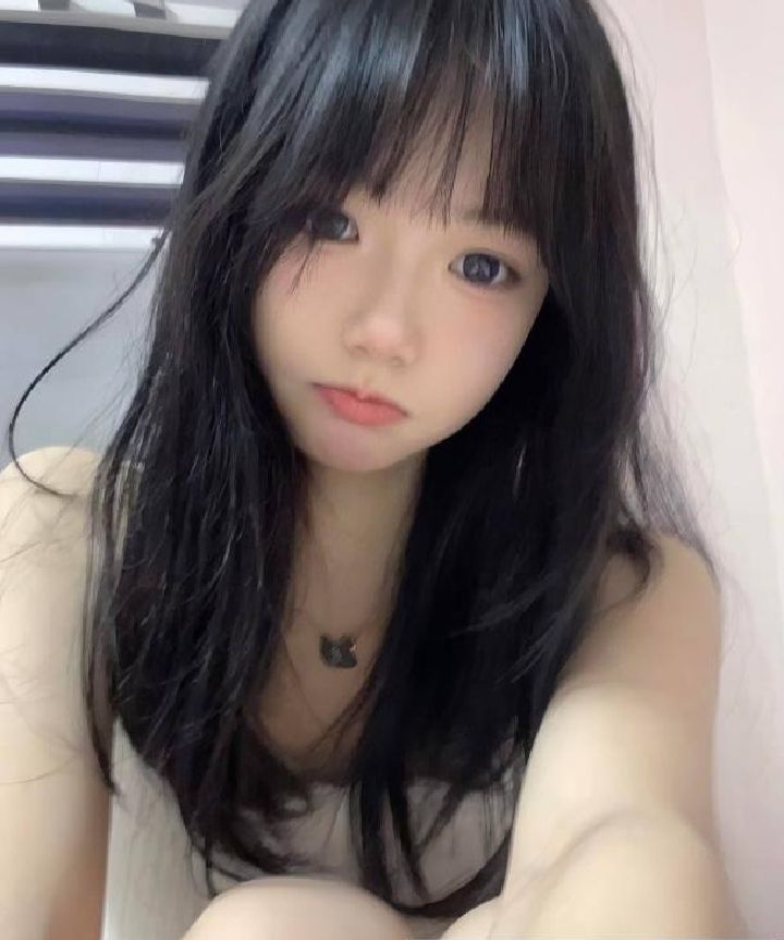 蜀山00后水润小萝莉