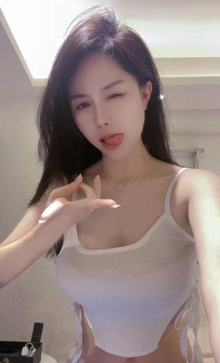 龙华情趣大奶Sao可可