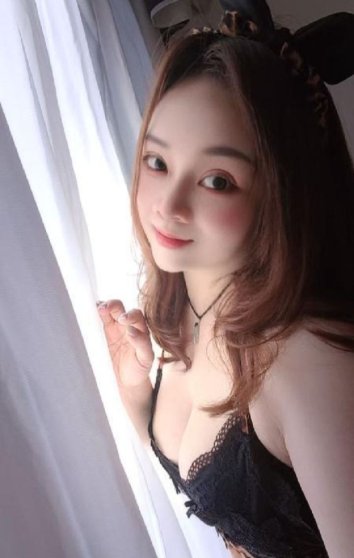 兼职大奶少妇悦悦