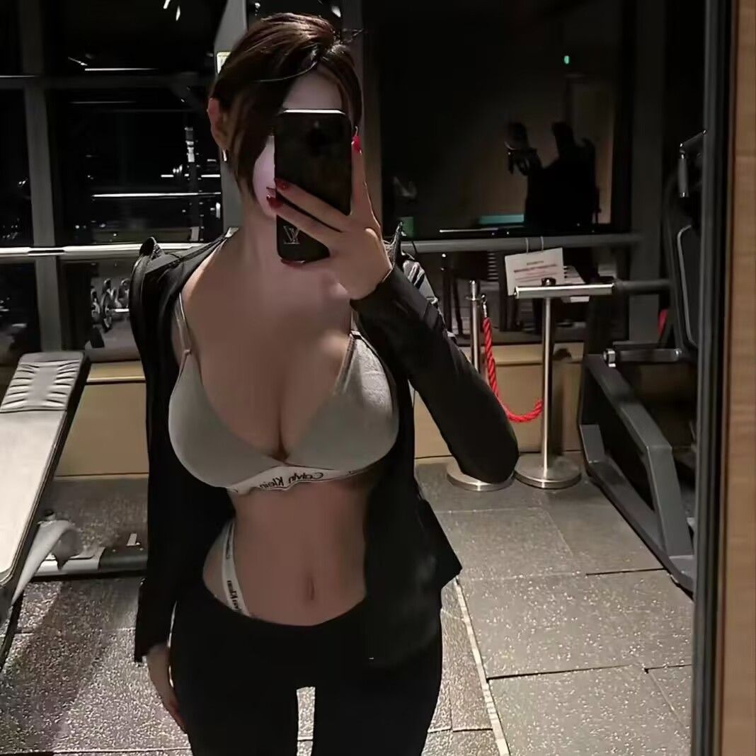 坐标北京，主播兼职，喜欢的加微信聊