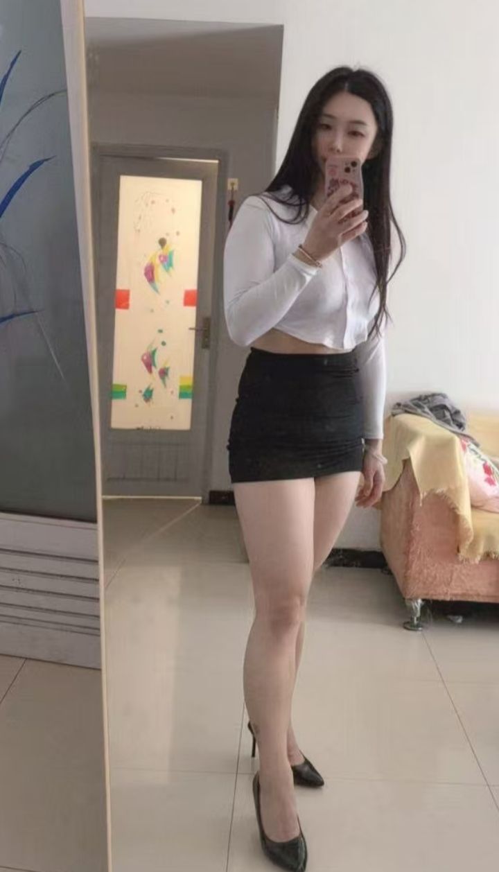 丰乳肥臀美御姐曼曼