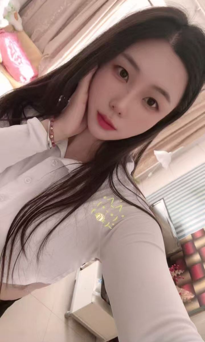 丰乳肥臀美御姐曼曼