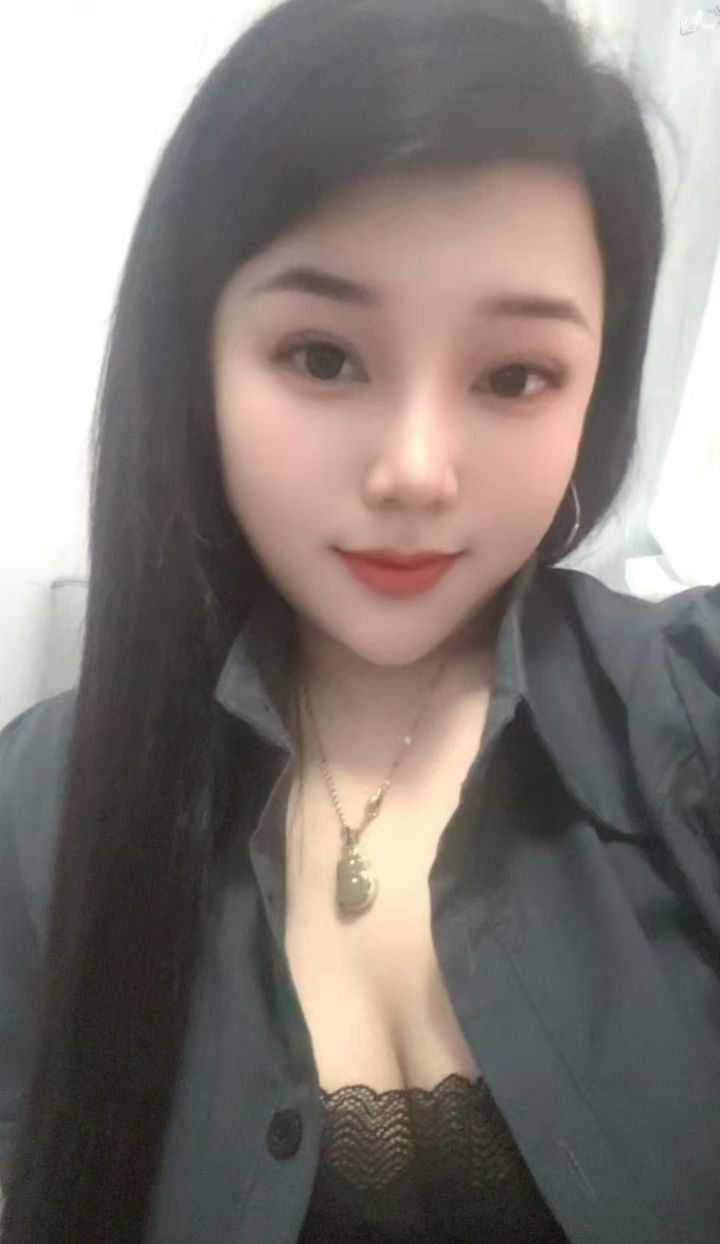 丰满纯欲娜娜老师