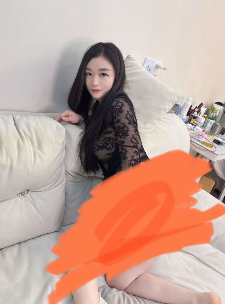 张江美腿辣妹小谷
