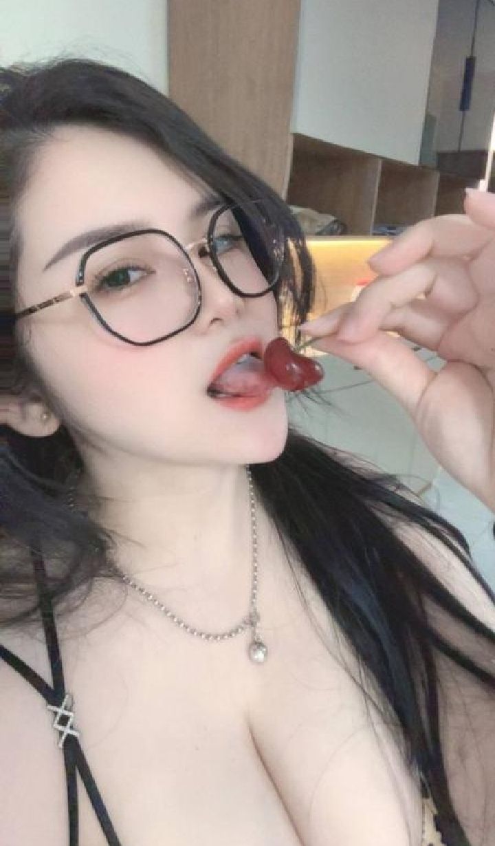 北苑情趣豪乳萌萌