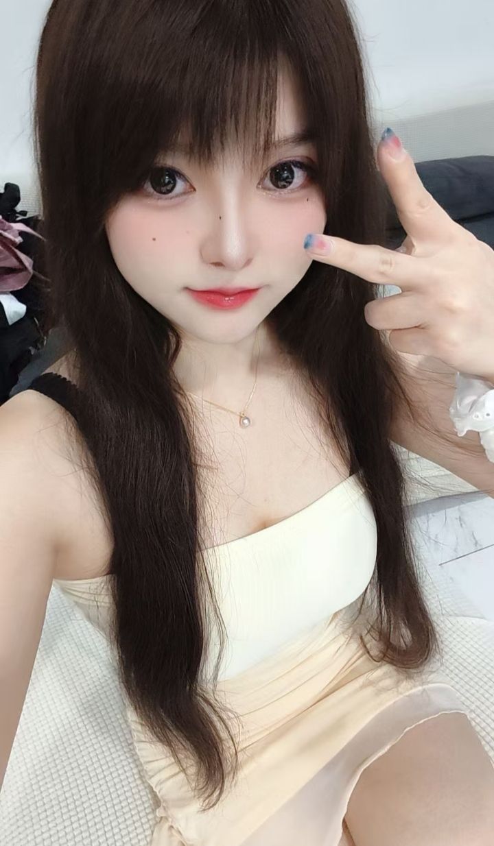 坂田丰润甜妹闹闹