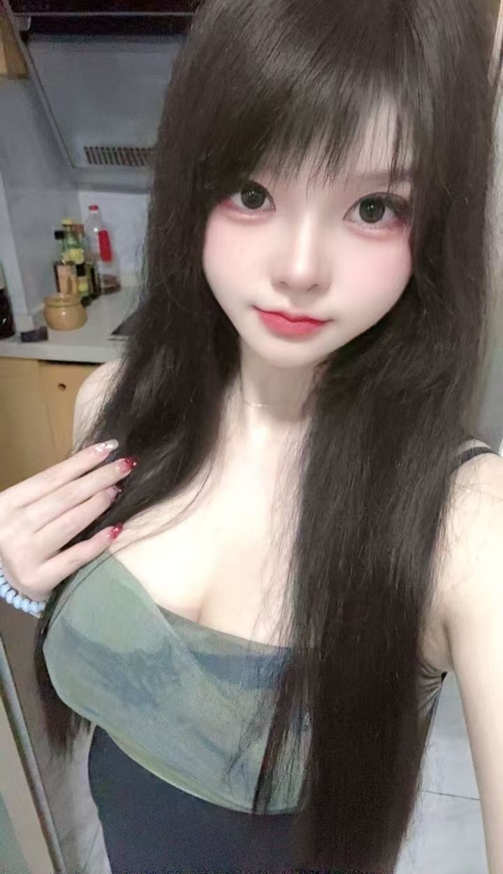 坂田丰润甜妹闹闹