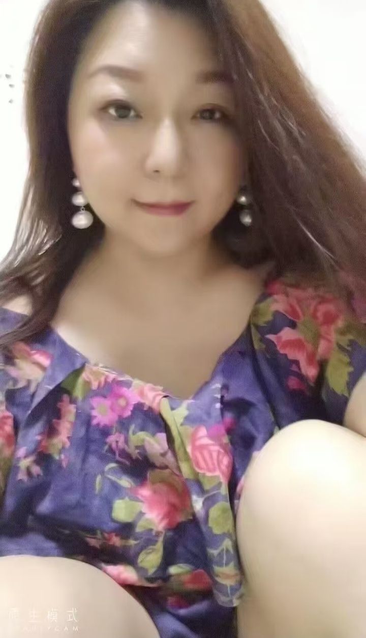 丰满泄火少妇雨荷