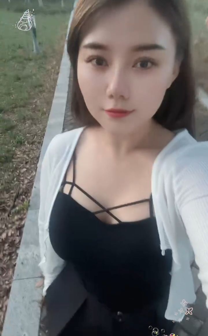 相城美乳御姐露露