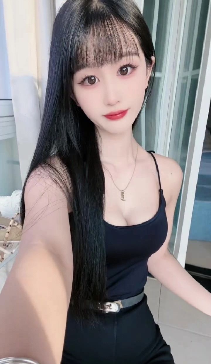 小店多汁粉鲍小野猫