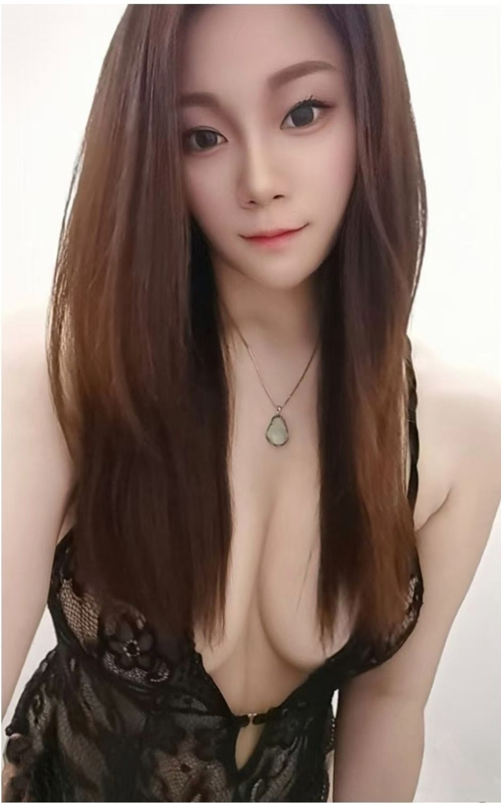 龙华靓女心琳