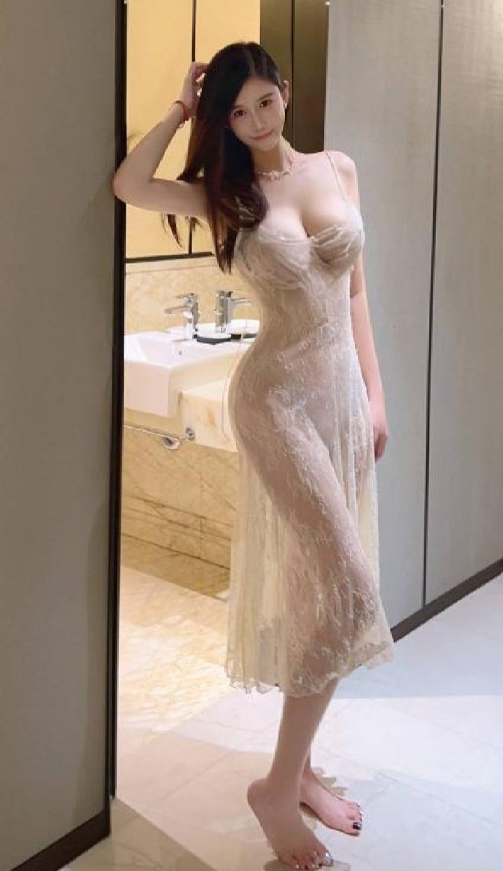 长腿美乳辣妹诗雨