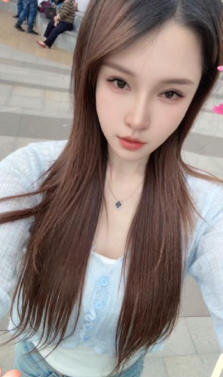 可盐可甜小姐姐欣儿