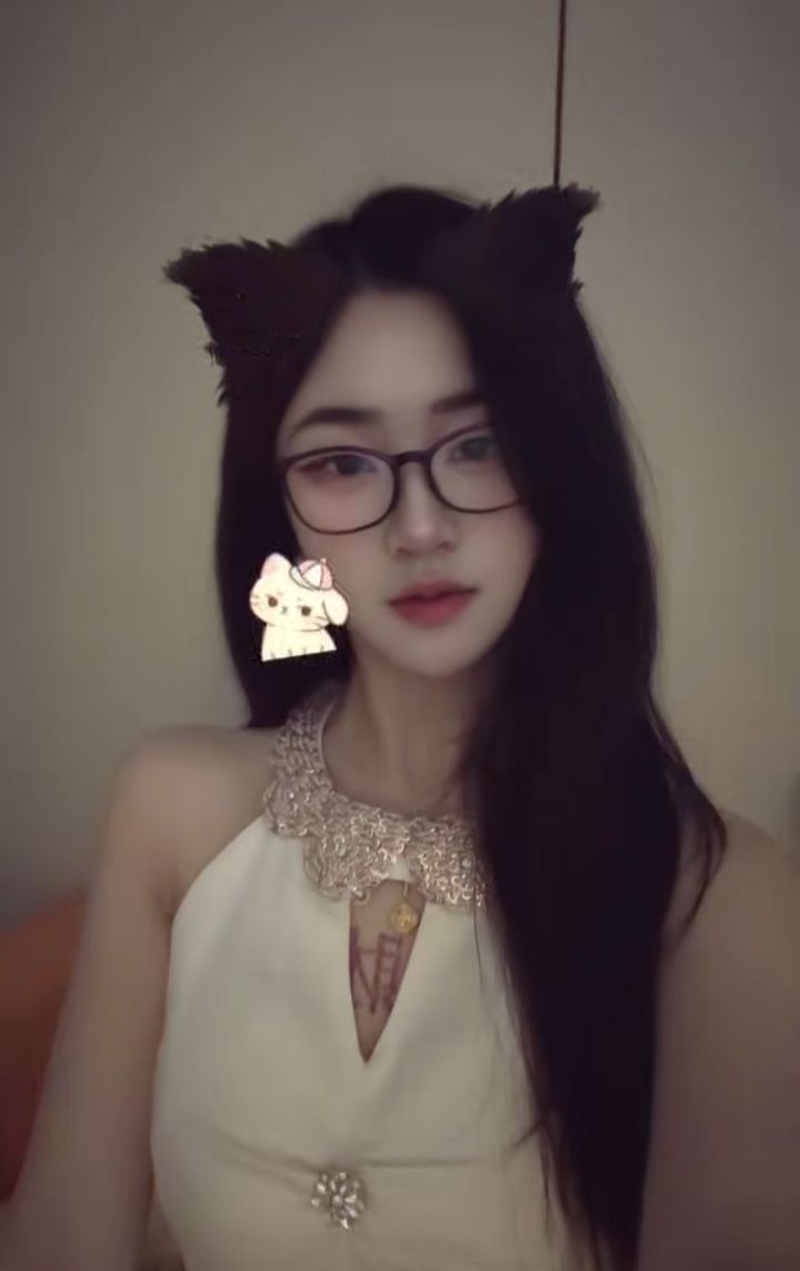 兼职大白兔学妹菲菲