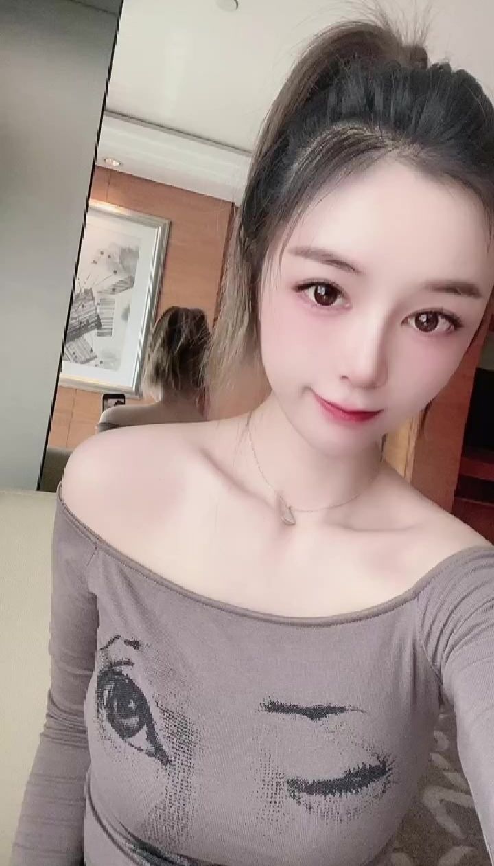 金水美腿御姐小雪