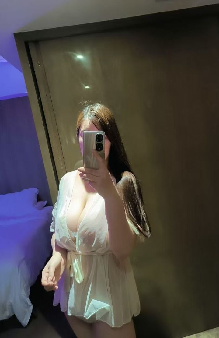 丰润大白奶辣妹丽丽