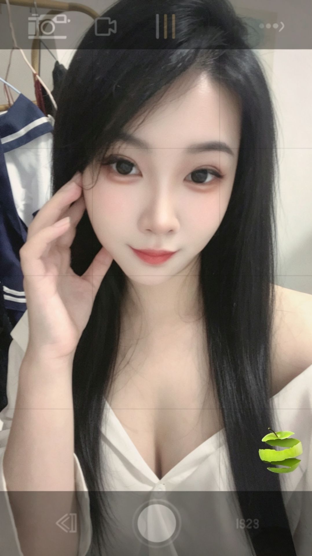 梅花园露露 粉嫩水润秘境 nai子坚挺诱人 小尤物