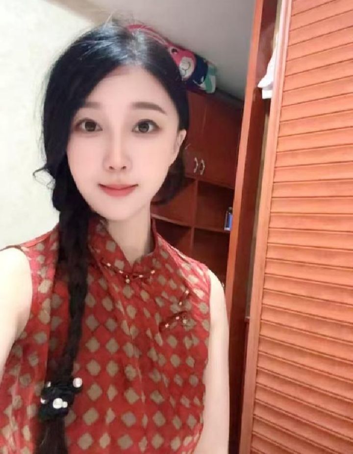 光谷风韵旗袍佳人