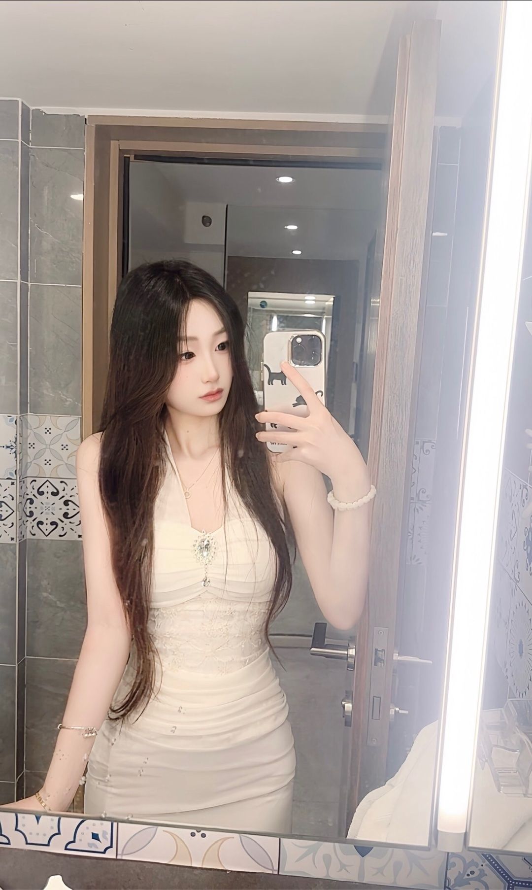 天河车陂07年小七 很嫩 很紧 包裹感很强 听调教