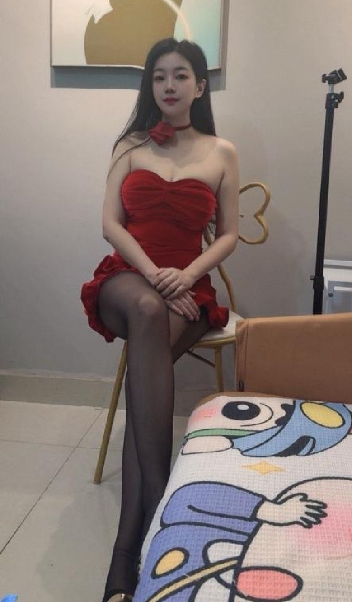 蜀山热辣长腿舞娘