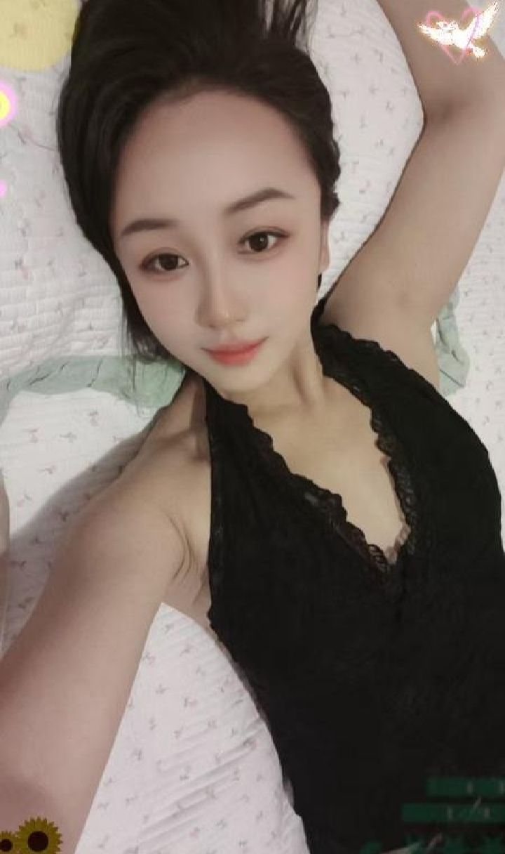 洪山韵味轻熟佳佳