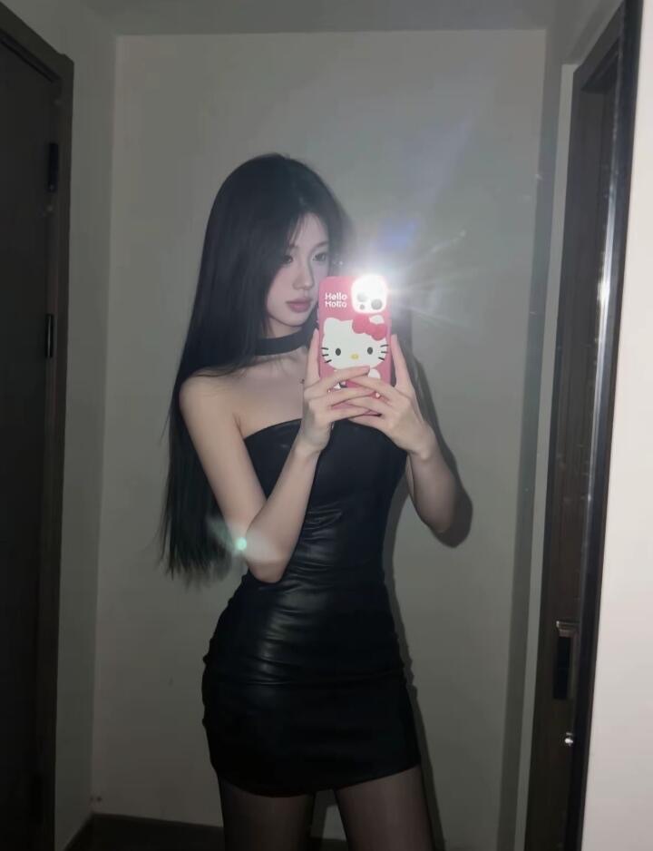 上城刚下海的零零后妹妹一枚