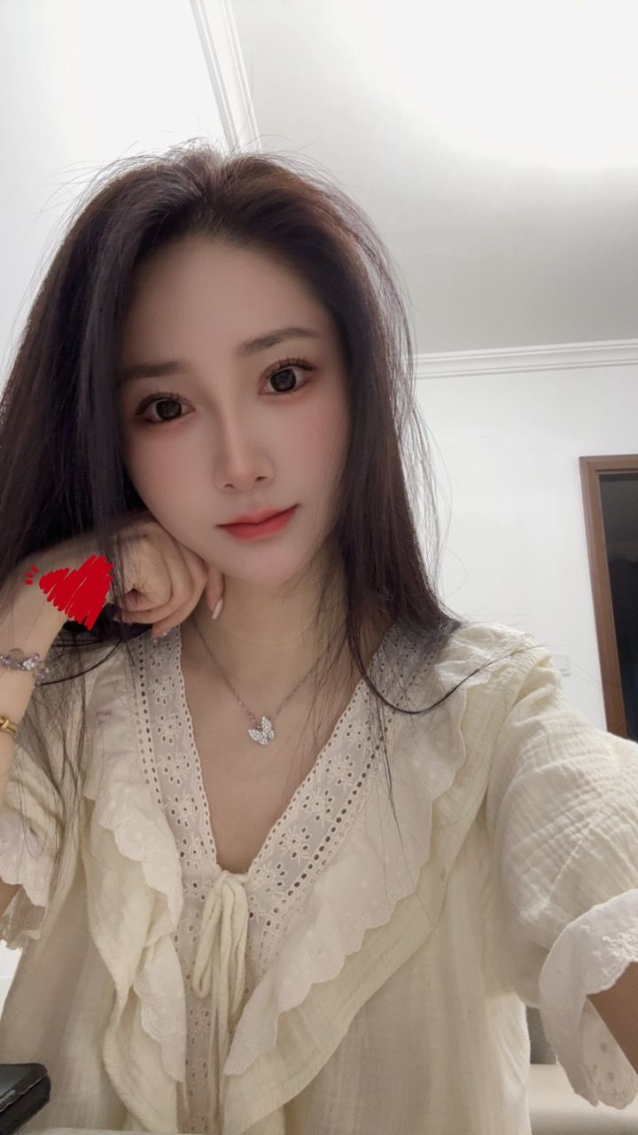 坐标深圳 模特兼职 诚心的可以加我哦