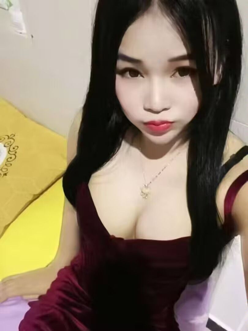 大胸美艳海绵宝抓龙筋