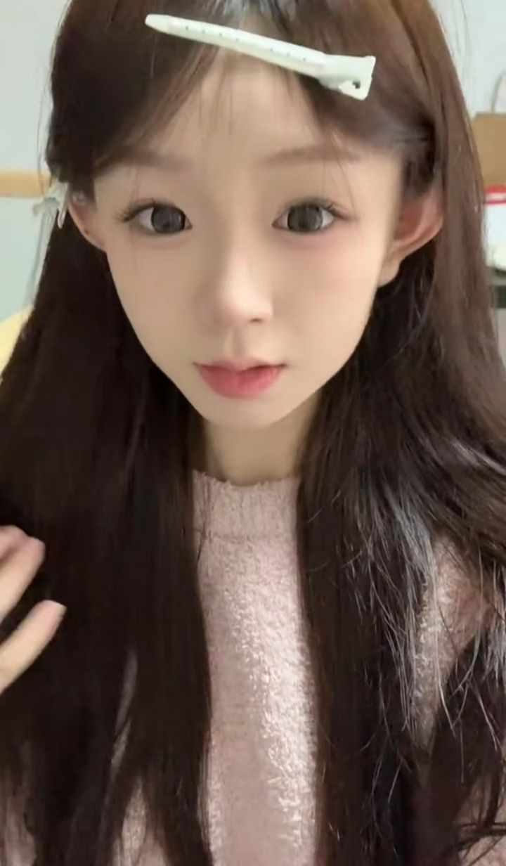 南山白嫩甜妹居居