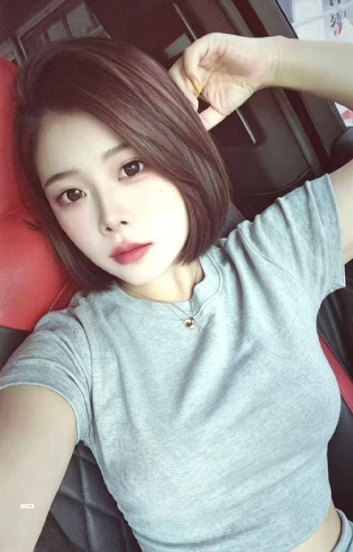 包河韵味短发小少妇