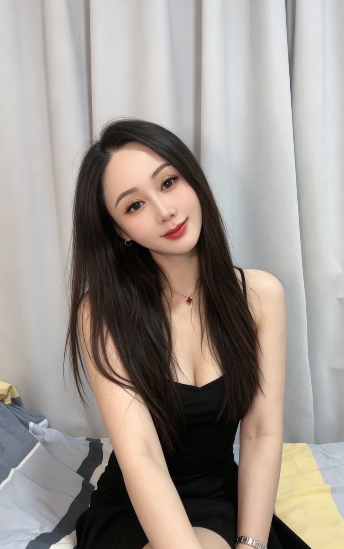 梅花园小雨 300起的尤物 错过了就遇不到了