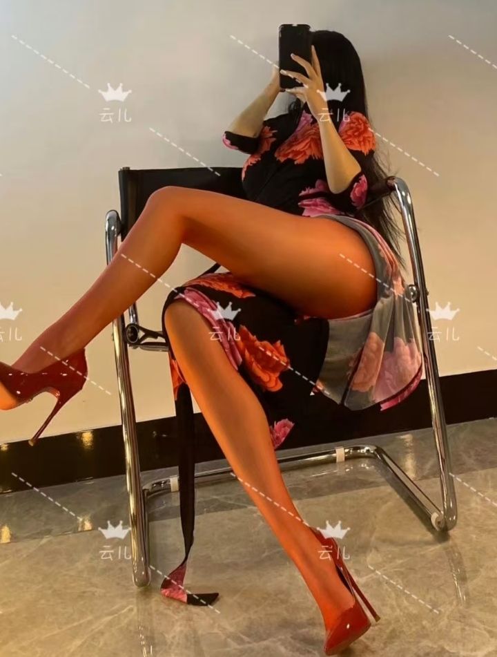欧美身材辣妹云儿