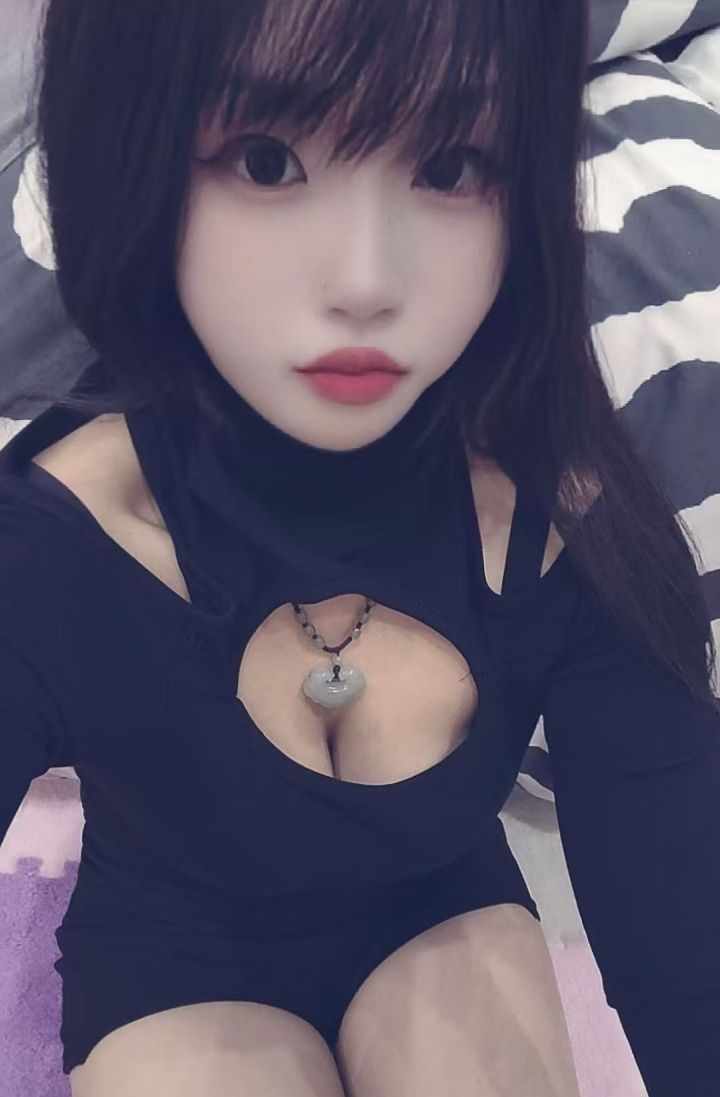 金桥丰满热辣倩倩