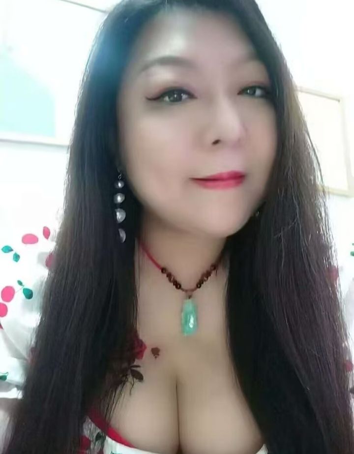 丰满泄火少妇雨荷