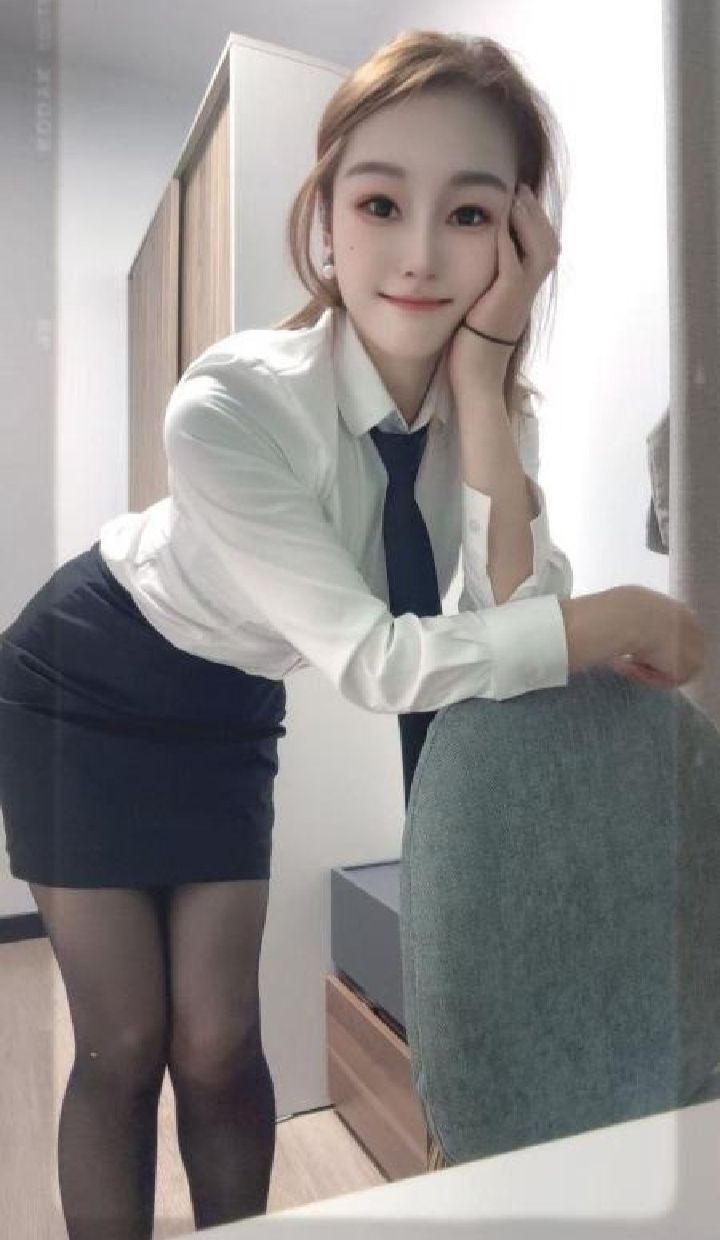 杨浦制服大白奶柔柔