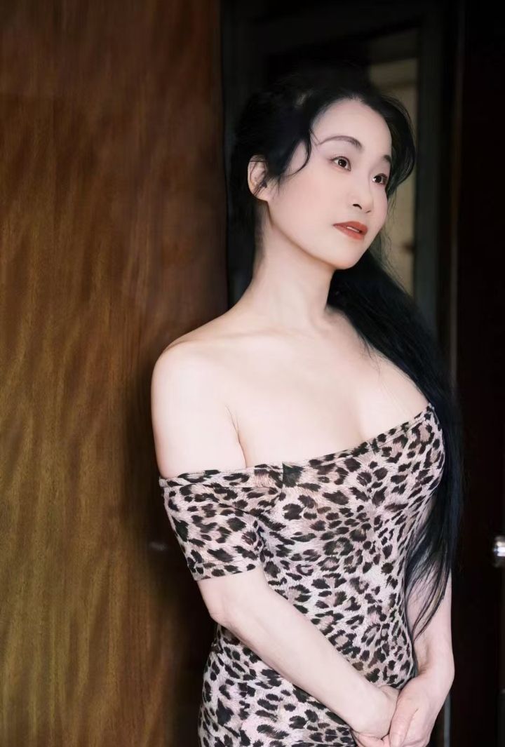武侯丰润少妇阳光