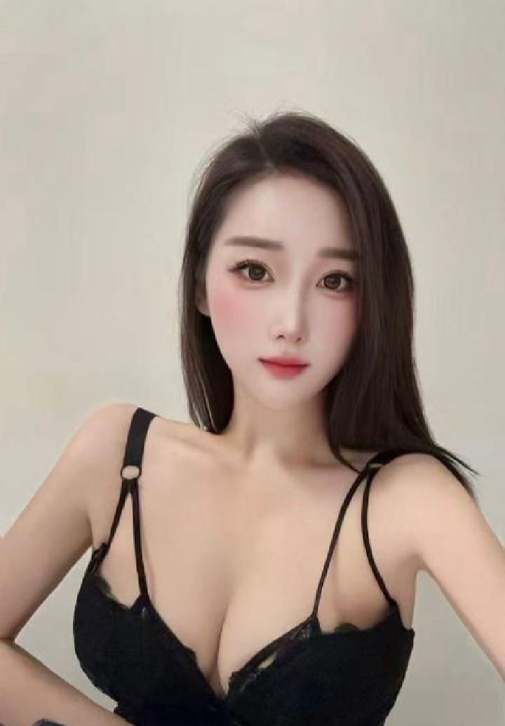 天河健身大奶妞