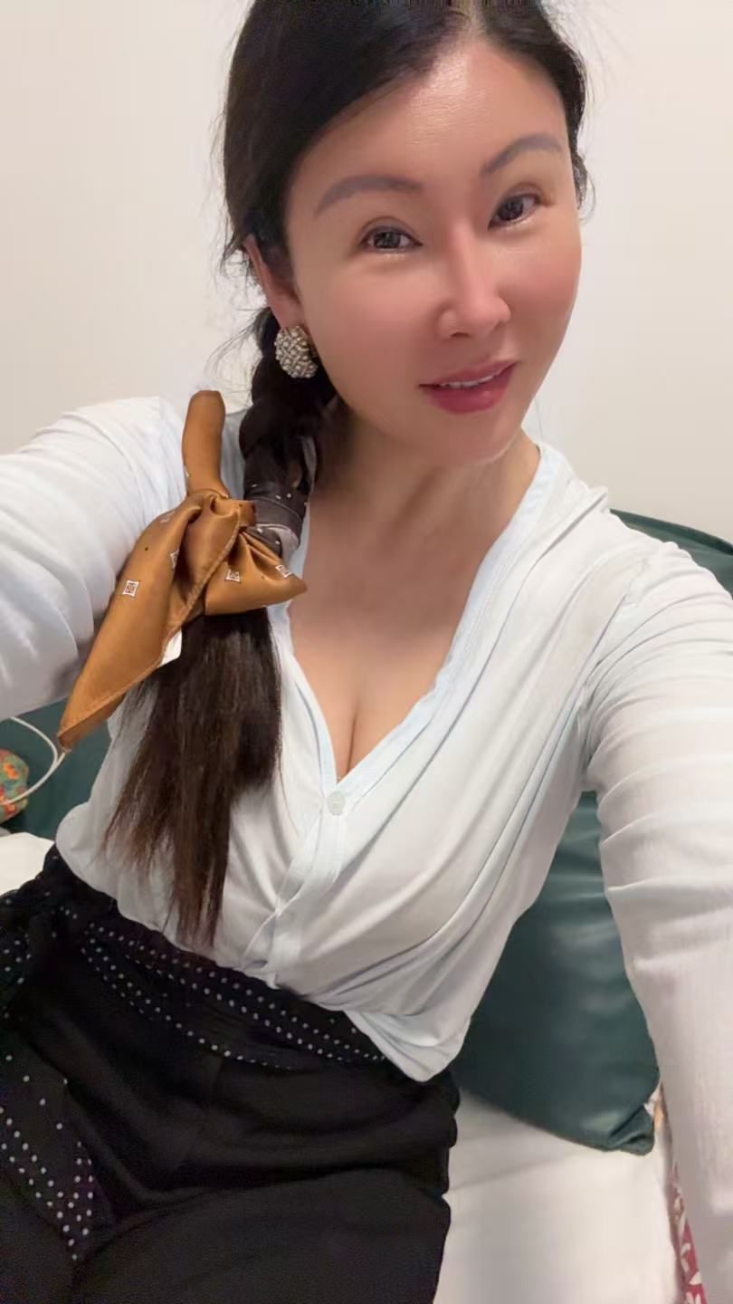 纯天然少妇，值得一试