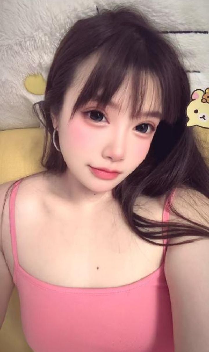 浦东白嫩性感甜妹