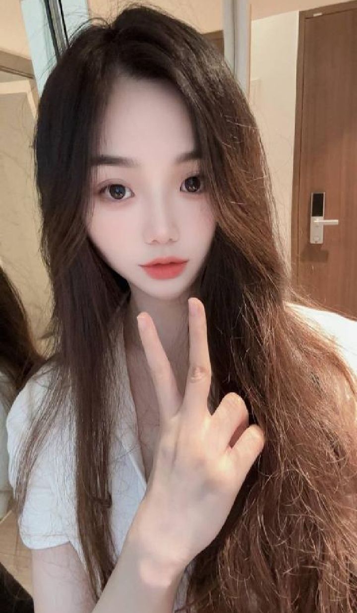 长腿榨汁模特梦舒