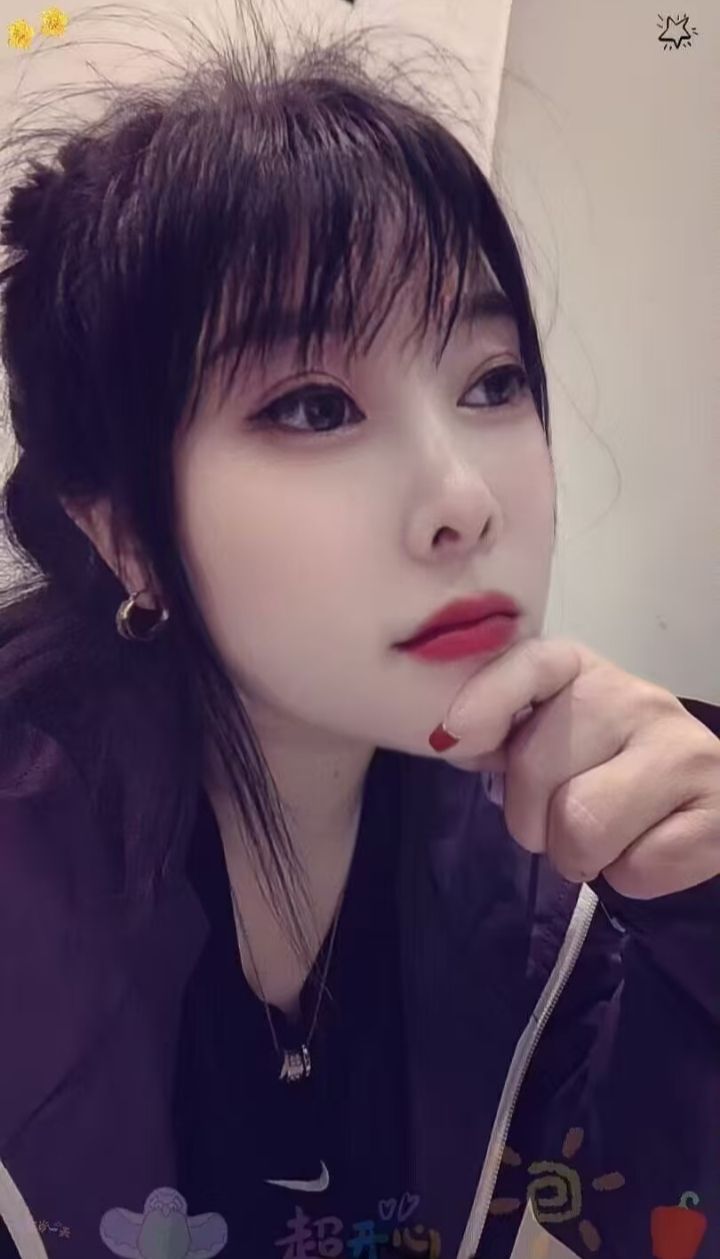 西湖风情小少妇茵茵