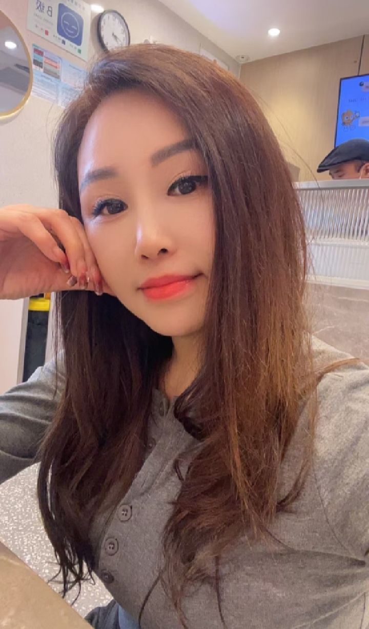 海珠美乳欲女小辣椒