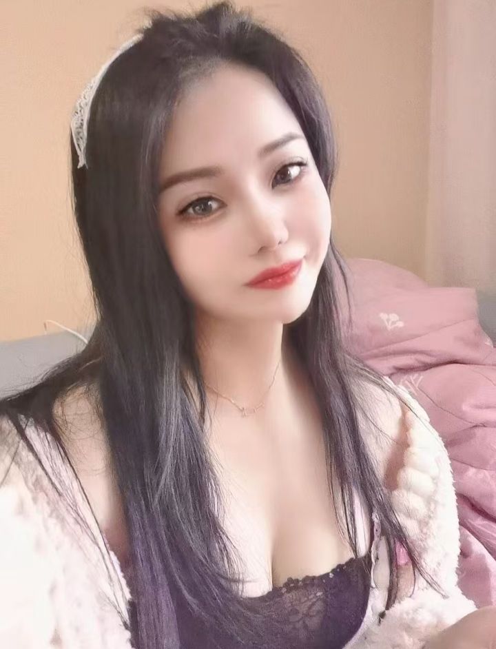 美艳丰润小姐姐安安