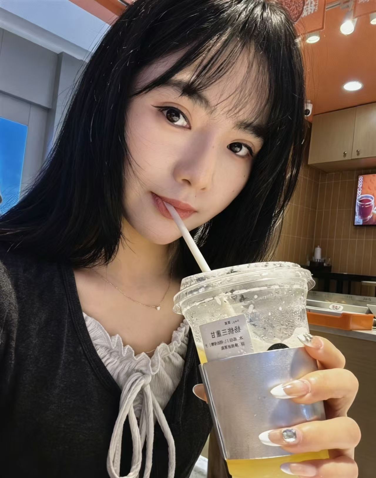上城白嫩甜妹兰兰