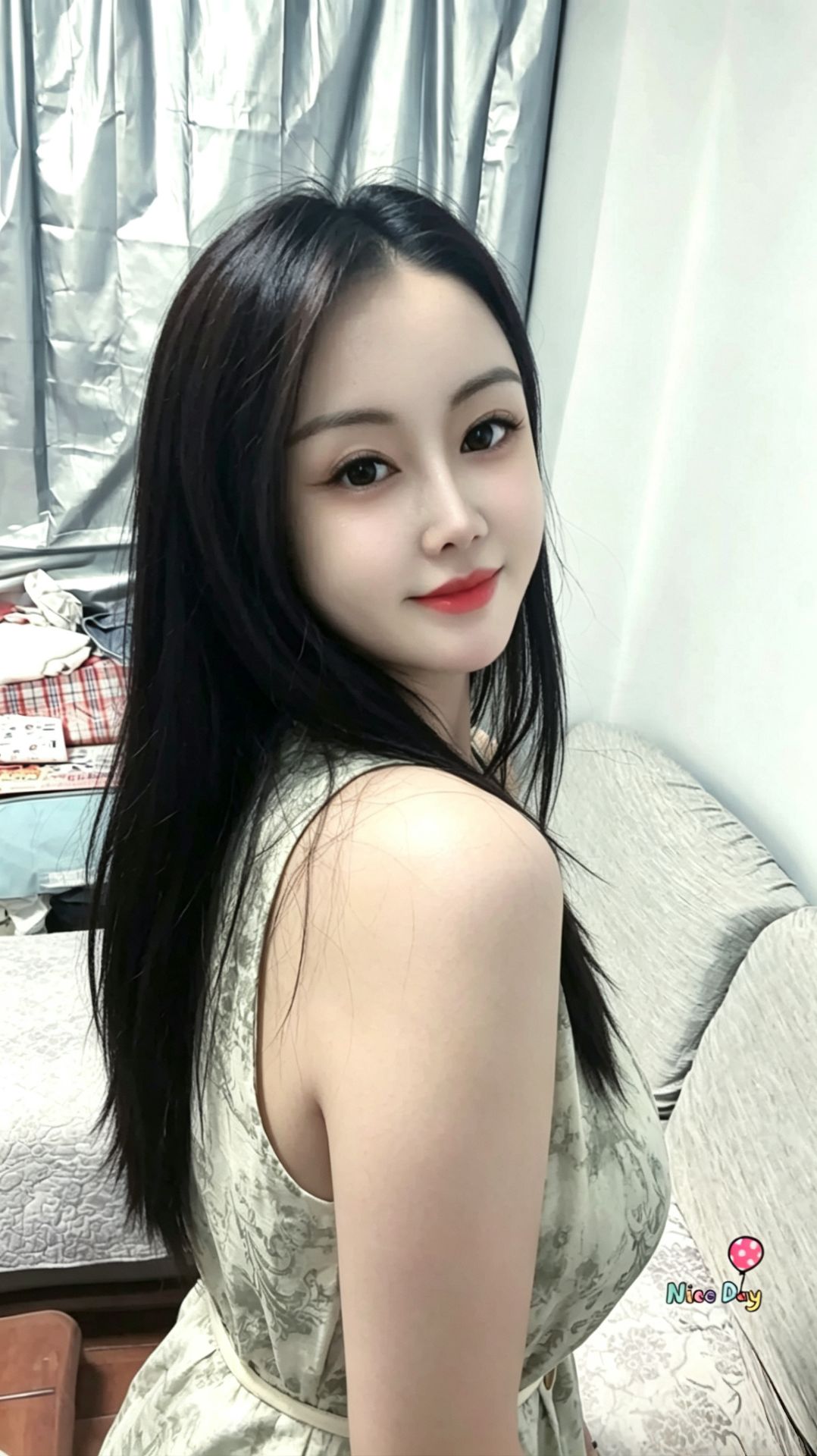 梅花园小雨 极品御姐 乃子大 单手抓不住 KH一流