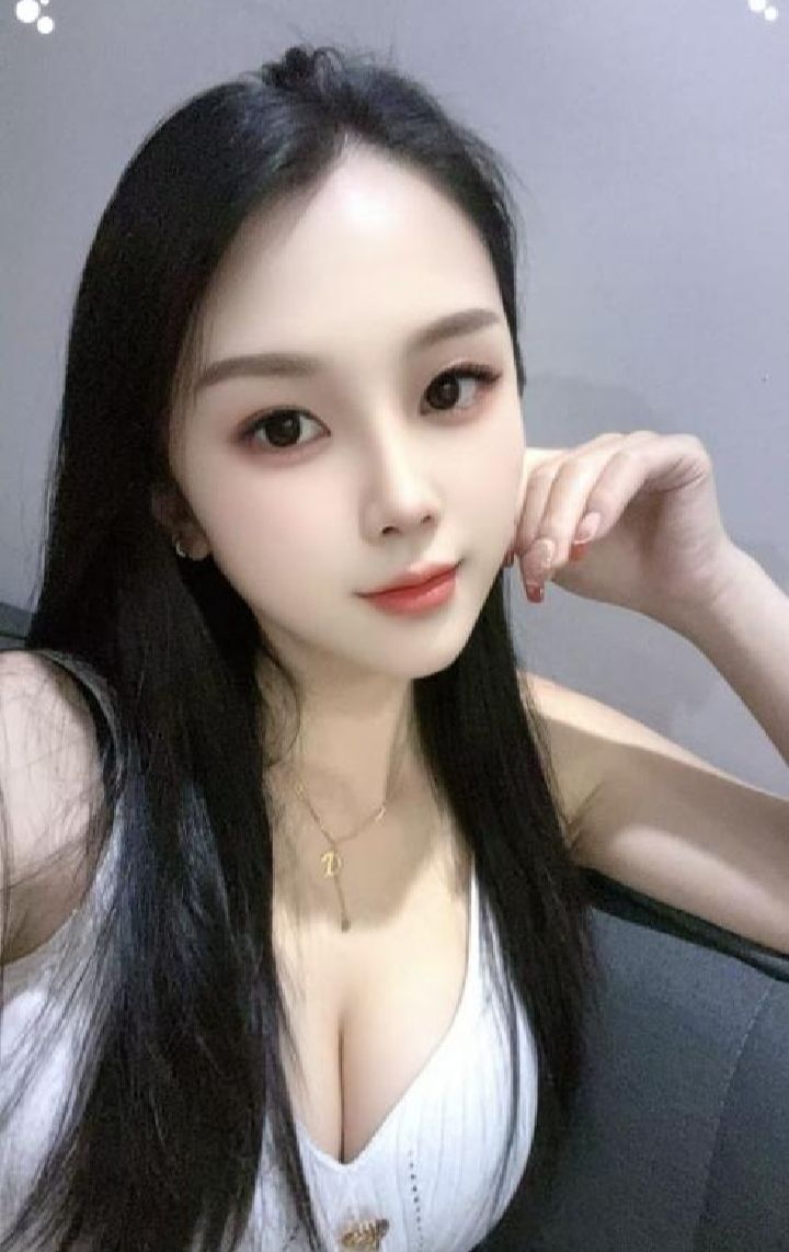 兼职美臀大白兔模特