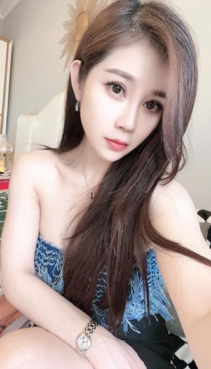 健身系美艳大奶姐姐
