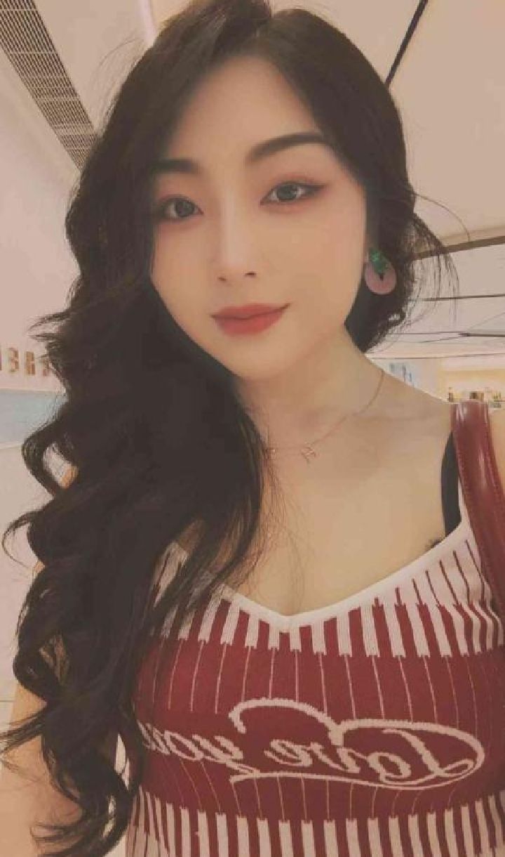 武侯瑜伽美少妇