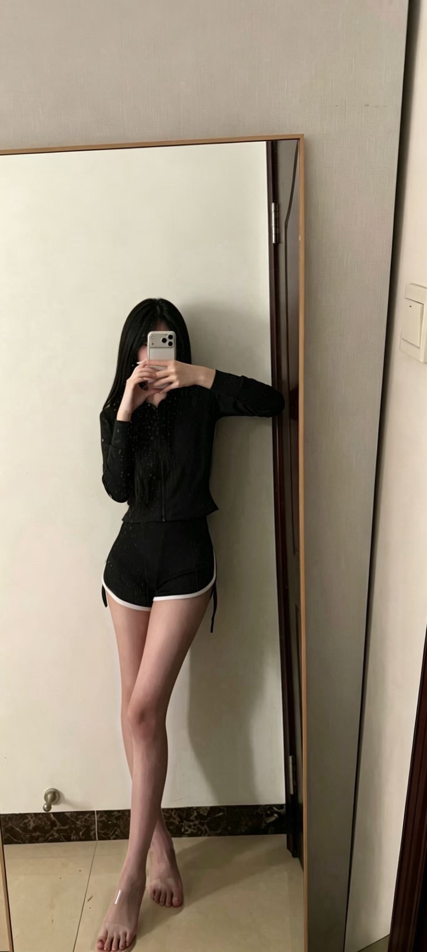 刚高中毕业来这边工作
