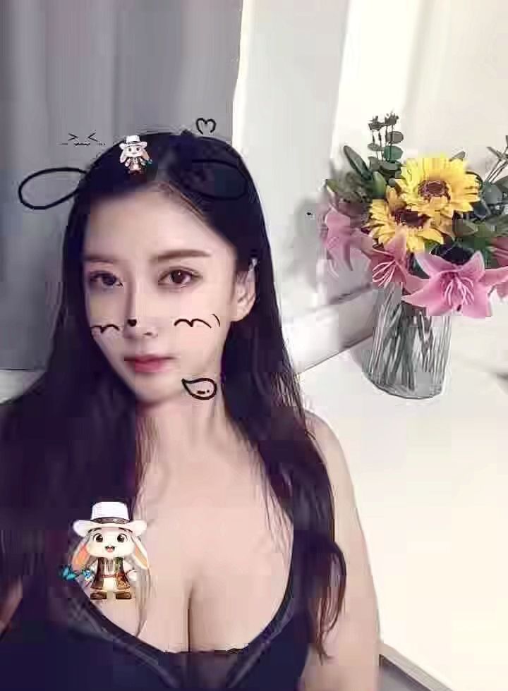 爆乳辣妹水床梦宝